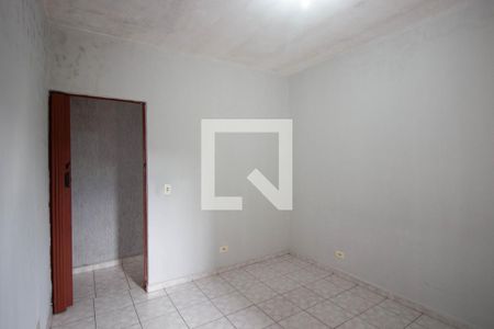 Quarto 1 de casa para alugar com 3 quartos, 250m² em Vila Carmosina, São Paulo