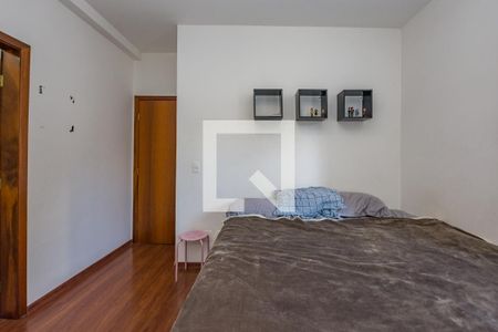 Suíte  de apartamento à venda com 3 quartos, 299m² em Coracao de Jesus, Belo Horizonte