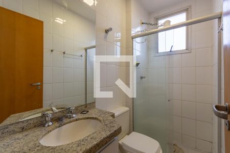 Apartamento à venda com 78m², 3 quartos e 2 vagas Apartamento à venda com 78m², 3 quartos e 2 vagasBanheiro Social