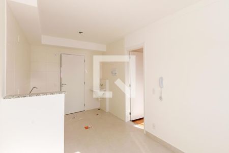 Sala/Cozinha de apartamento à venda com 1 quarto, 27m² em Jardim Mirante, São Paulo