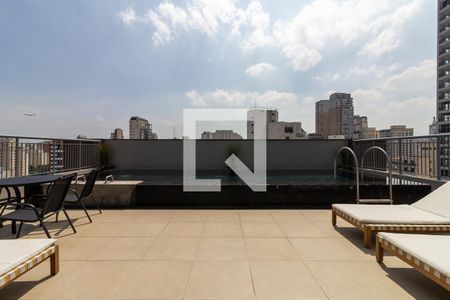 Studio à venda com 21m², 1 quarto e sem vaga Studio à venda com 21m², 1 quarto e sem vagaPiscina