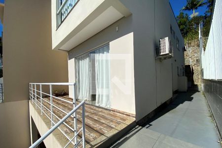 Varanda da sala   de casa para alugar com 3 quartos, 220m² em Itacorubi, Florianópolis