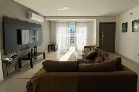 Sala de TV de casa para alugar com 3 quartos, 220m² em Itacorubi, Florianópolis