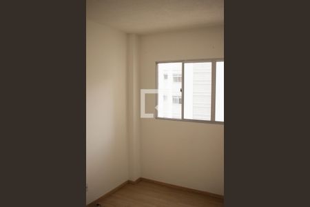 Sala de apartamento à venda com 2 quartos, 47m² em Chácaras Califórnia, Contagem