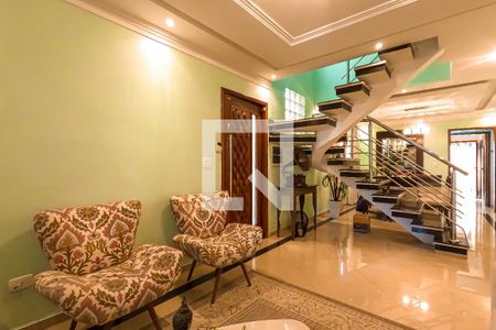 Sala 1 de casa à venda com 5 quartos, 180m² em Jardim Paraventi, Guarulhos
