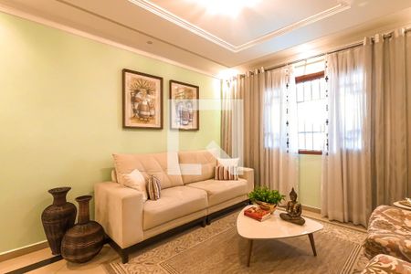 Sala 1 de casa à venda com 5 quartos, 180m² em Jardim Paraventi, Guarulhos