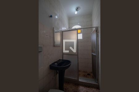 Banheiro da Suíte (casa 1) de casa à venda com 5 quartos, 180m² em Curicica, Rio de Janeiro