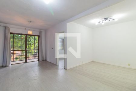 Sala de casa à venda com 3 quartos, 110m² em Camaquã, Porto Alegre