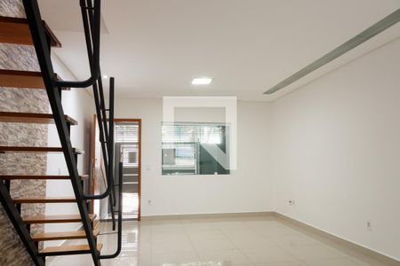 Sala de casa para alugar com 3 quartos, 270m² em Vila Medeiros, São Paulo