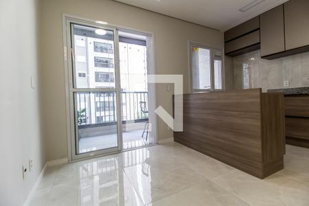Sala de TV de apartamento à venda com 2 quartos, 52m² em Alphaville Empresarial, Barueri