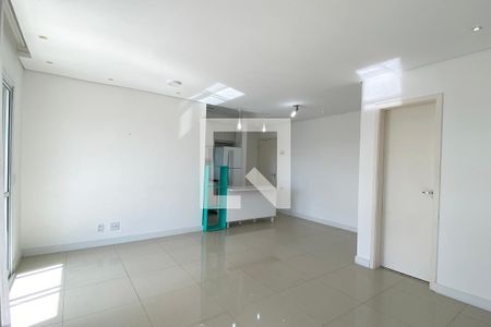 Sala de apartamento para alugar com 2 quartos, 68m² em Jardim Iracema, Barueri