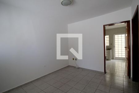 Sala de casa para alugar com 2 quartos, 115m² em Jardim Nova Manchester, Sorocaba