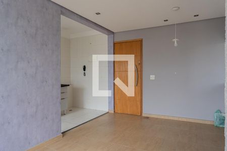 Sala de apartamento para alugar com 2 quartos, 50m² em Jd Eudizia, Santo André