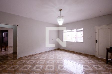 Sala de casa para alugar com 2 quartos, 150m² em Jardim Vergueiro, São Paulo