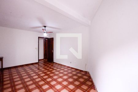 Quarto 1 de casa para alugar com 2 quartos, 150m² em Jardim Vergueiro, São Paulo