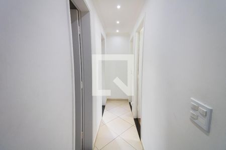 Corredor de apartamento para alugar com 3 quartos, 72m² em Chácara Belenzinho, São Paulo