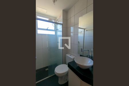 Banheiro de apartamento para alugar com 2 quartos, 39m² em Brasiléia, Betim