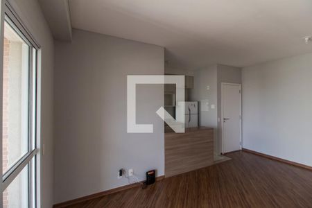 Sala de TV de apartamento à venda com 1 quarto, 51m² em Empresarial 18 do Forte, Barueri