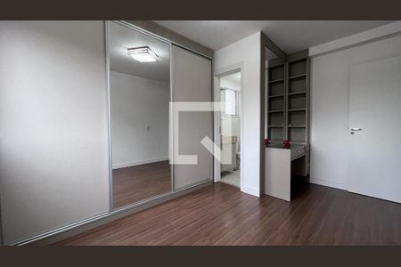 Apartamento à venda com 3 quartos, 72m² em Sarandi, Porto Alegre