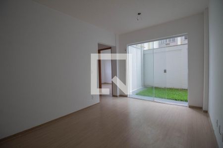 Sala de apartamento à venda com 2 quartos, 61m² em Taquara, Rio de Janeiro