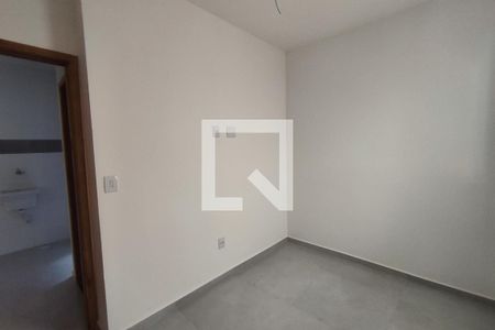 Quarto  de apartamento para alugar com 1 quarto, 30m² em Vila Nhocuné, São Paulo