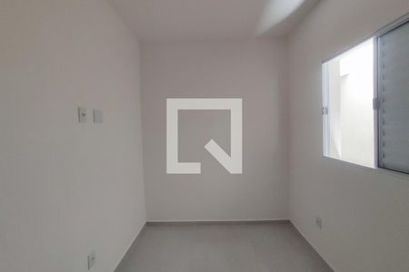 Quarto de apartamento para alugar com 1 quarto, 30m² em Vila Nhocuné, São Paulo