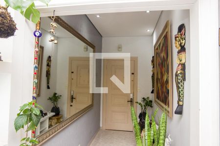 Entrada de apartamento à venda com 2 quartos, 143m² em República, São Paulo