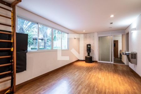 Apartamento à venda com 3 quartos, 206m² em Vila Sofia, São Paulo