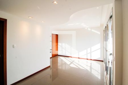 Sala de apartamento para alugar com 3 quartos, 101m² em São Pedro, Belo Horizonte