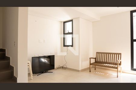 Sala de casa para alugar com 2 quartos, 144m² em Santa Cecilia, São Paulo