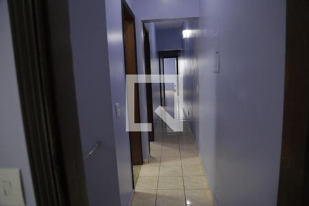 Corredor de casa para alugar com 4 quartos, 100m² em Vila Herminia, São Paulo