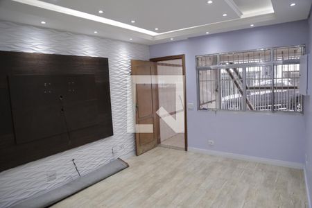 Sala de casa para alugar com 4 quartos, 100m² em Vila Herminia, São Paulo