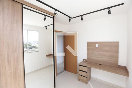 Quarto 2 de apartamento para alugar com 2 quartos, 55m² em Miramar (barreiro), Belo Horizonte