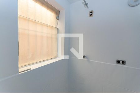 Banheiro de apartamento à venda com 1 quarto, 56m² em Barra Funda, São Paulo