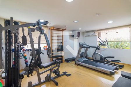 Apartamento à venda com 200m², 4 quartos e 3 vagas Apartamento à venda com 200m², 4 quartos e 3 vagasAcademia