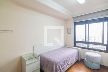 Apartamento à venda com 200m², 4 quartos e 3 vagas Apartamento à venda com 200m², 4 quartos e 3 vagasQuarto 4