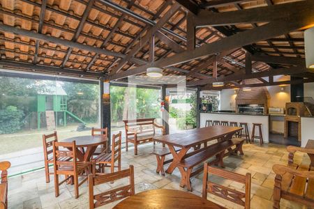 Apartamento à venda com 200m², 4 quartos e 3 vagas Apartamento à venda com 200m², 4 quartos e 3 vagasÁrea da Churrasqueira