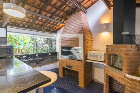 Apartamento à venda com 200m², 4 quartos e 3 vagas Apartamento à venda com 200m², 4 quartos e 3 vagasChurrasqueira