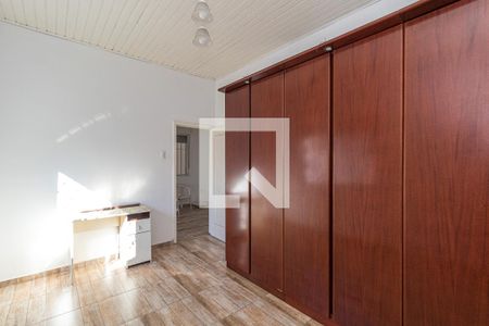 Quarto 1 de casa à venda com 2 quartos, 102m² em Passo D’areia, Porto Alegre