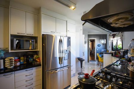 Apartamento para alugar com 238m², 2 quartos e 4 vagas Apartamento para alugar com 238m², 2 quartos e 4 vagasCozinha