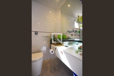 Apartamento para alugar com 238m², 2 quartos e 4 vagas Apartamento para alugar com 238m², 2 quartos e 4 vagasBanheiro suíte 1