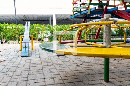 Apartamento à venda com 56m², 3 quartos e 1 vaga Apartamento à venda com 56m², 3 quartos e 1 vagaÁrea comum - Playground