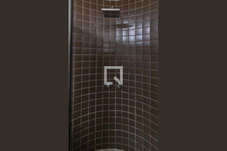 Casa de condomínio à venda com 1000m², 8 quartos e 4 vagas Casa de condomínio à venda com 1000m², 8 quartos e 4 vagasSuíte 2 - Banheiro