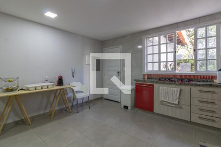 Casa de condomínio à venda com 1000m², 8 quartos e 4 vagas Casa de condomínio à venda com 1000m², 8 quartos e 4 vagasCozinha