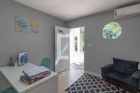 Casa de condomínio à venda com 1000m², 8 quartos e 4 vagas Casa de condomínio à venda com 1000m², 8 quartos e 4 vagasAnexo (Consultório ou Escritório)