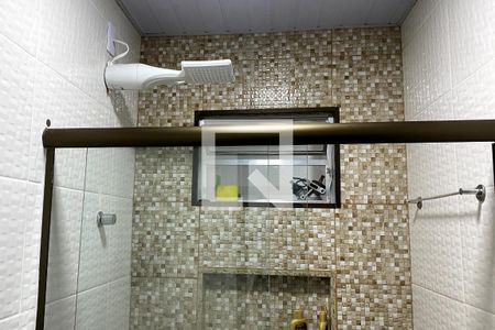 Banheiro  de casa para alugar com 1 quarto, 25m² em Centenário, Duque de Caxias