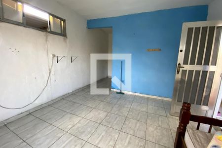 Sala de casa para alugar com 1 quarto, 60m² em Jardim Vinte E Cinco de Agosto, Duque de Caxias