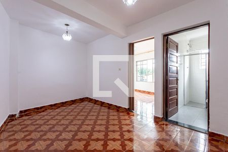 Quarto de casa para alugar com 1 quarto, 60m² em Vila Liviero, São Paulo