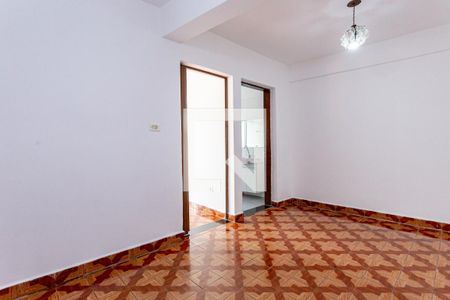 Quarto de casa para alugar com 1 quarto, 60m² em Vila Liviero, São Paulo