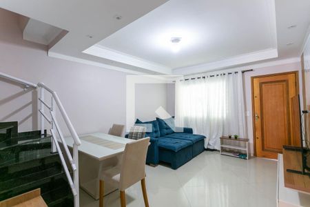 Sala de casa para alugar com 3 quartos, 75m² em Vila Araguaia, São Paulo